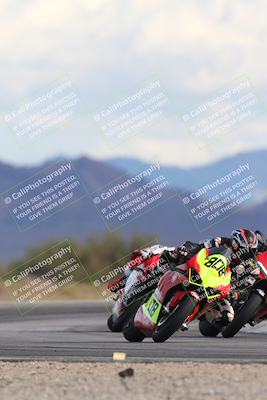 media/Nov-16-2025-Race Pace (Sun) [[8c5fa54630]]/Non Verified Riders (1st 20 Minutes)/5-Turn 15 (110pm)/